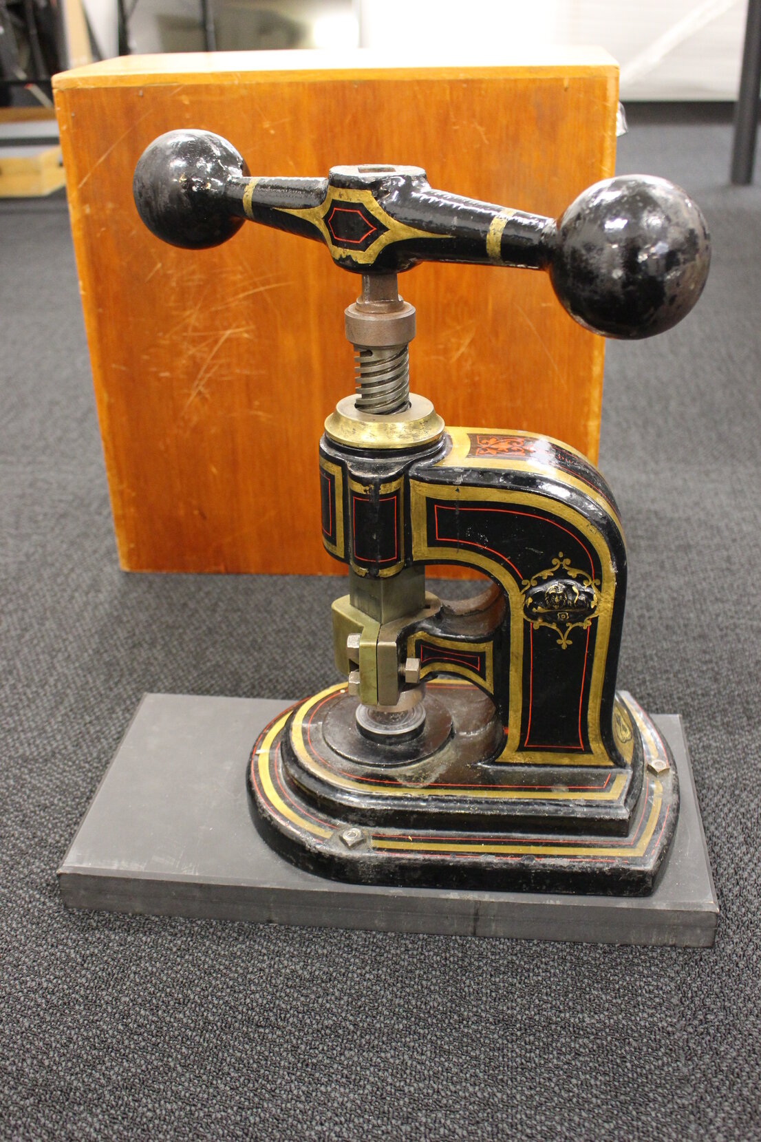 Wellington City Council Common Seal and Screw Die Press