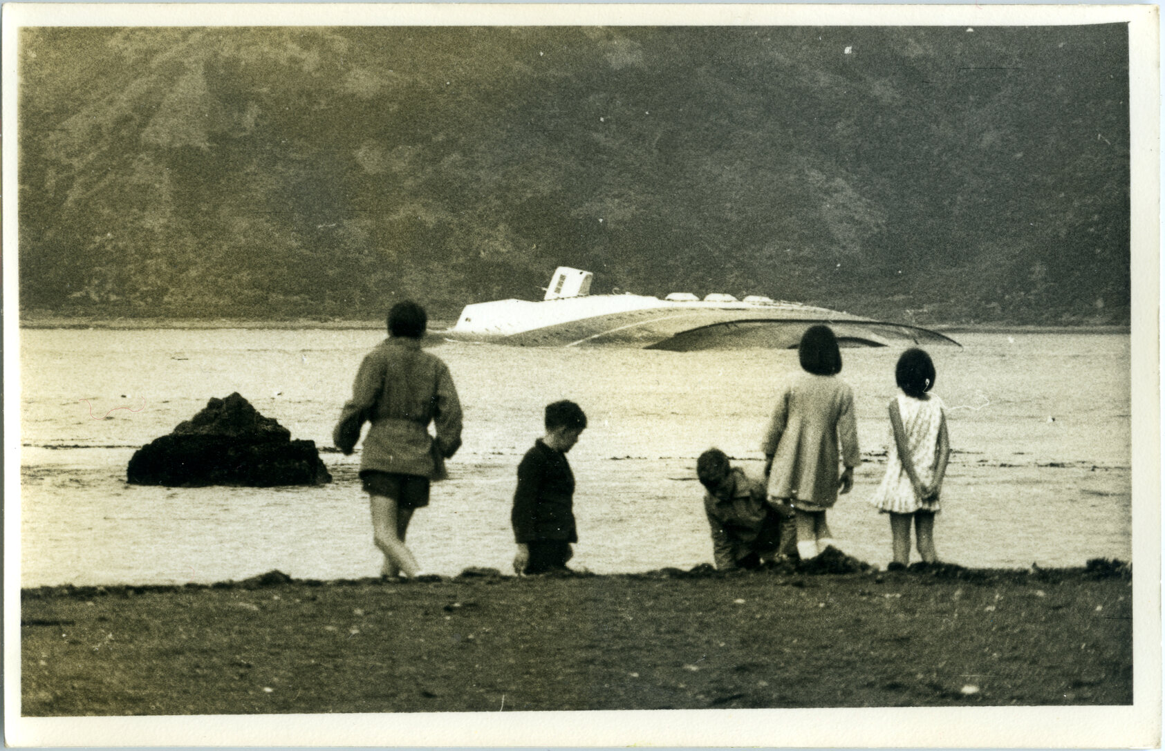 View of foundered TEV Wahine