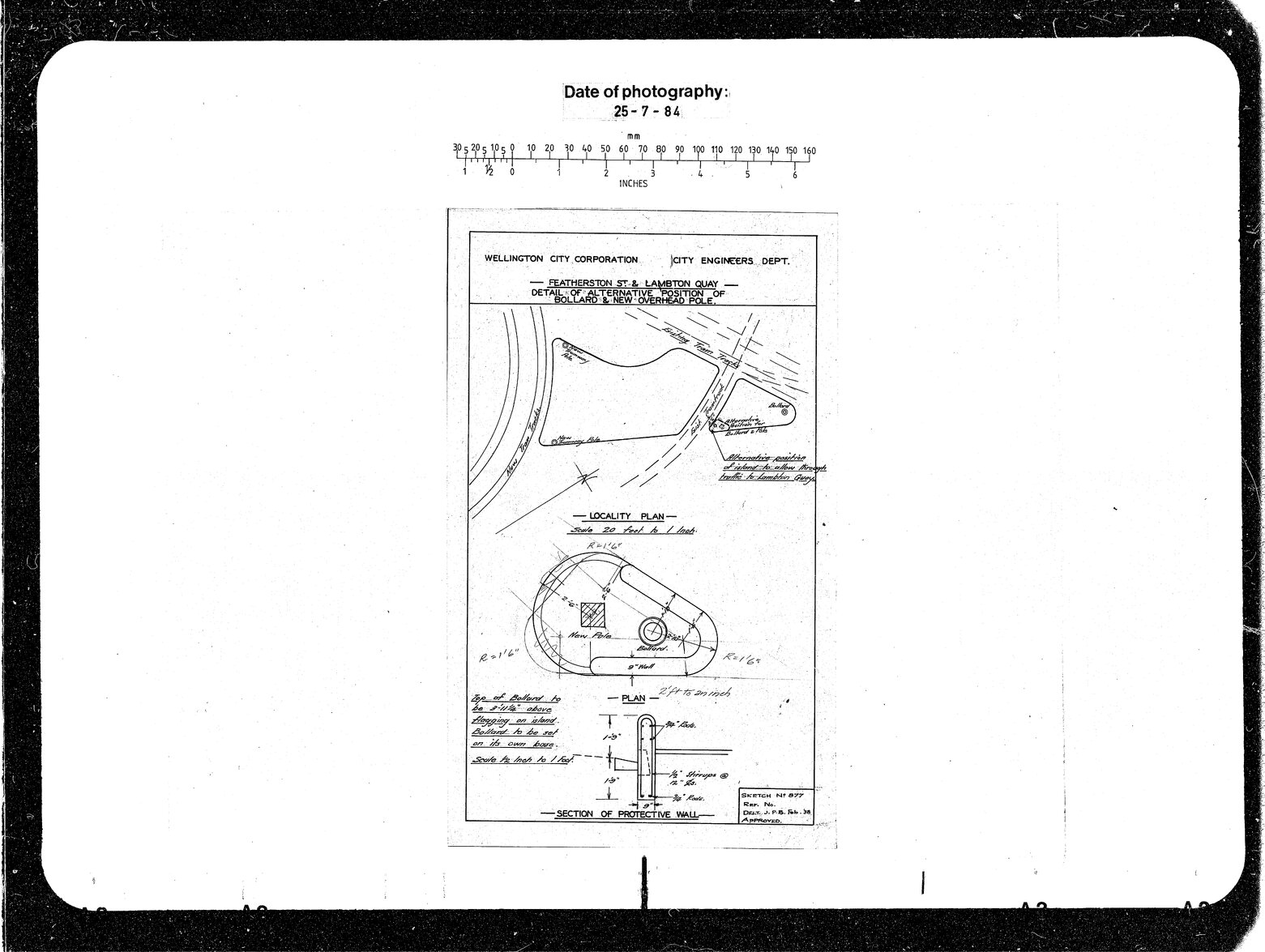 Lambton Quay Intersection, Position of Telephone Pole