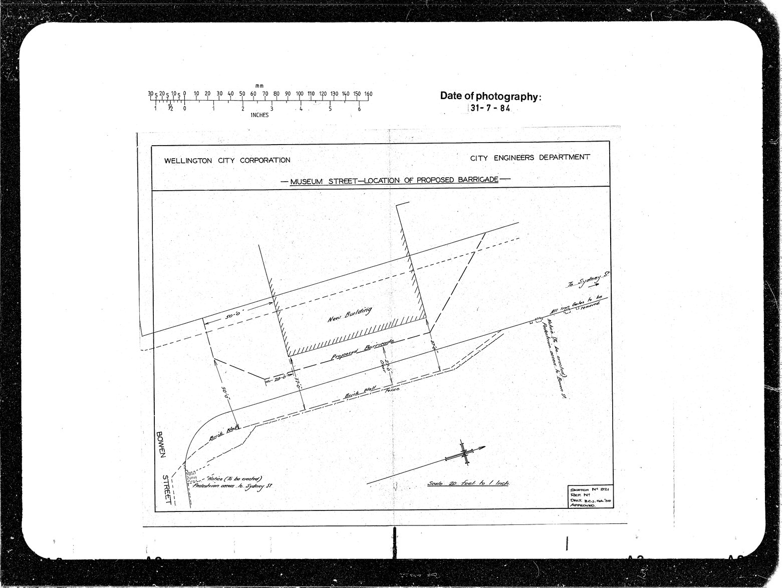 Museum Street, Location Barricade