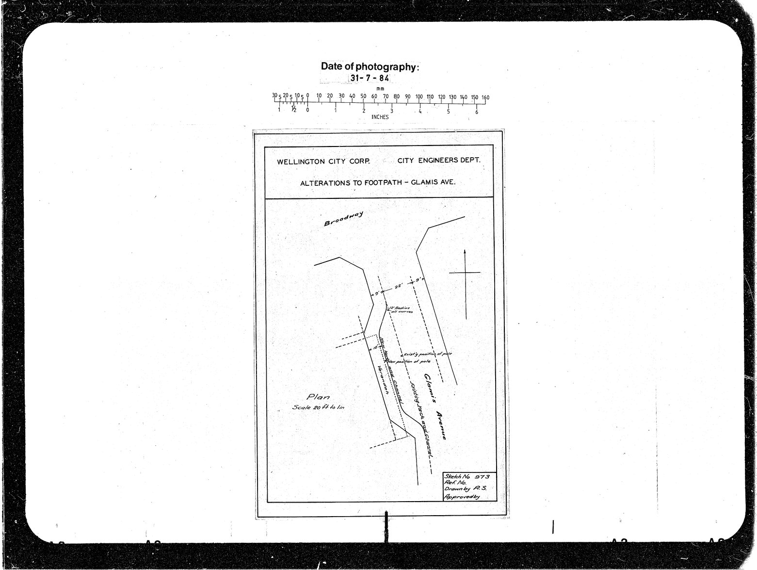 Glamis Avenue, Alteration to Footpath