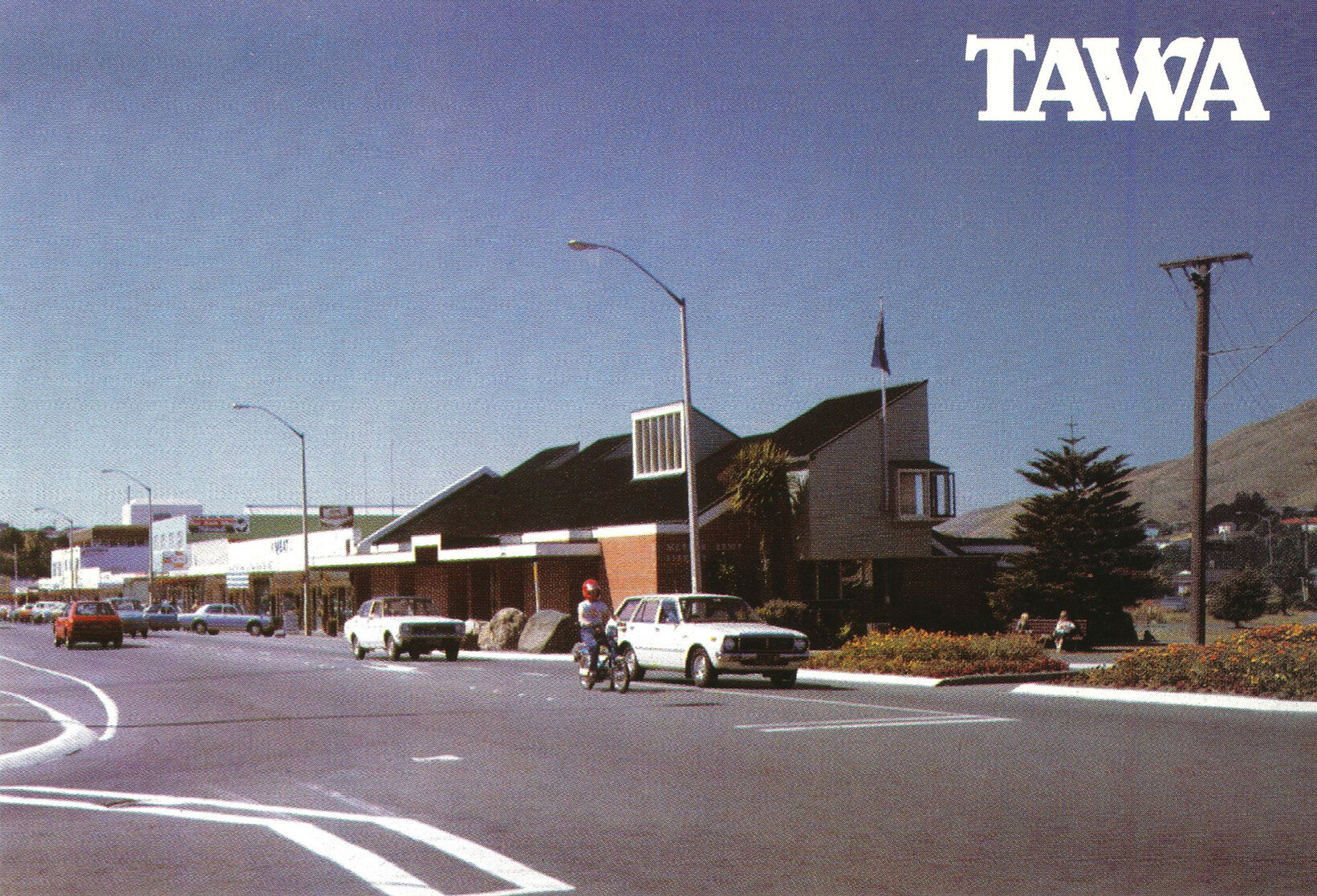 Tawa, New Zealand, Main Road