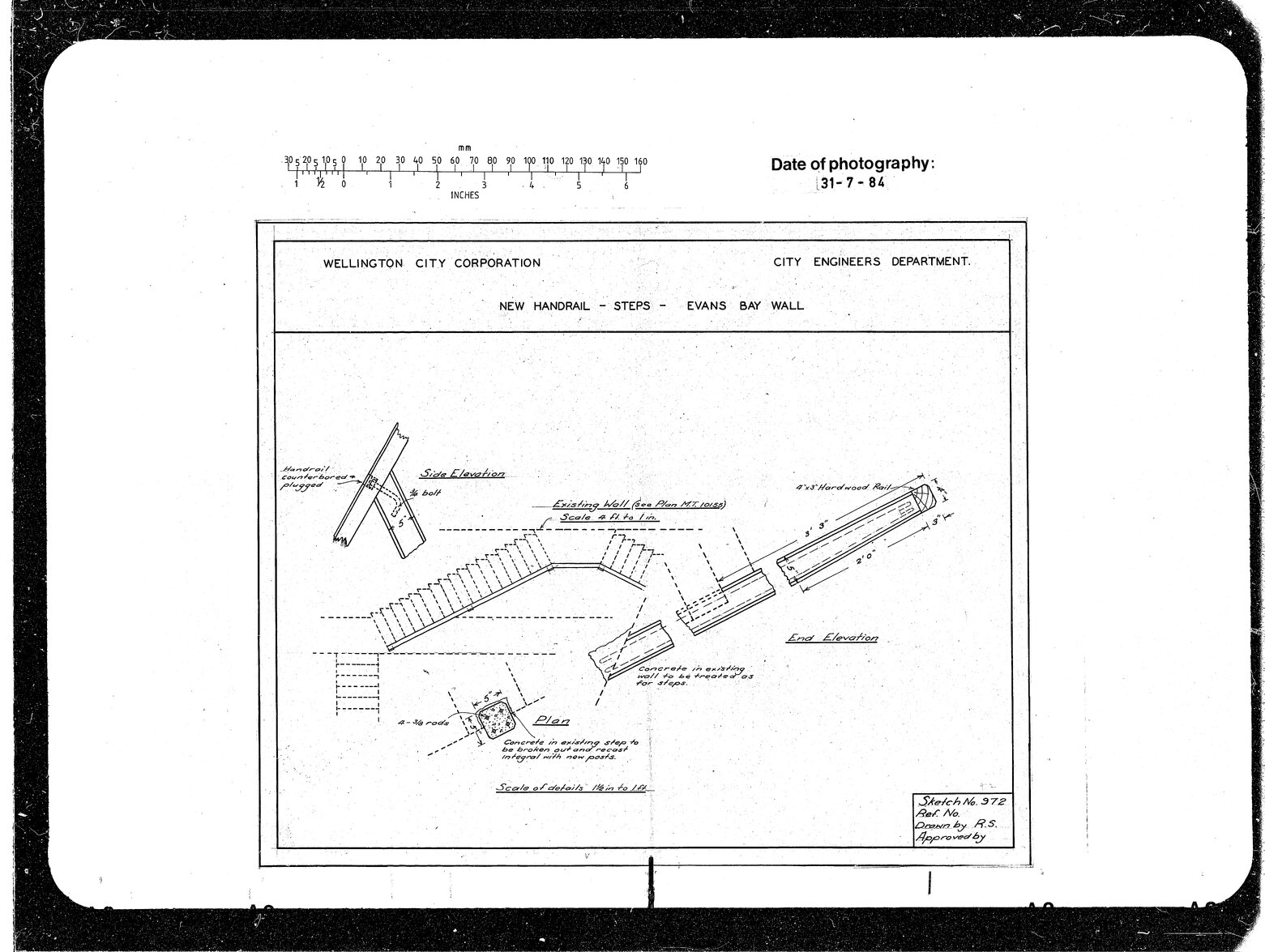 Evans Bay Wall, Handrail Steps