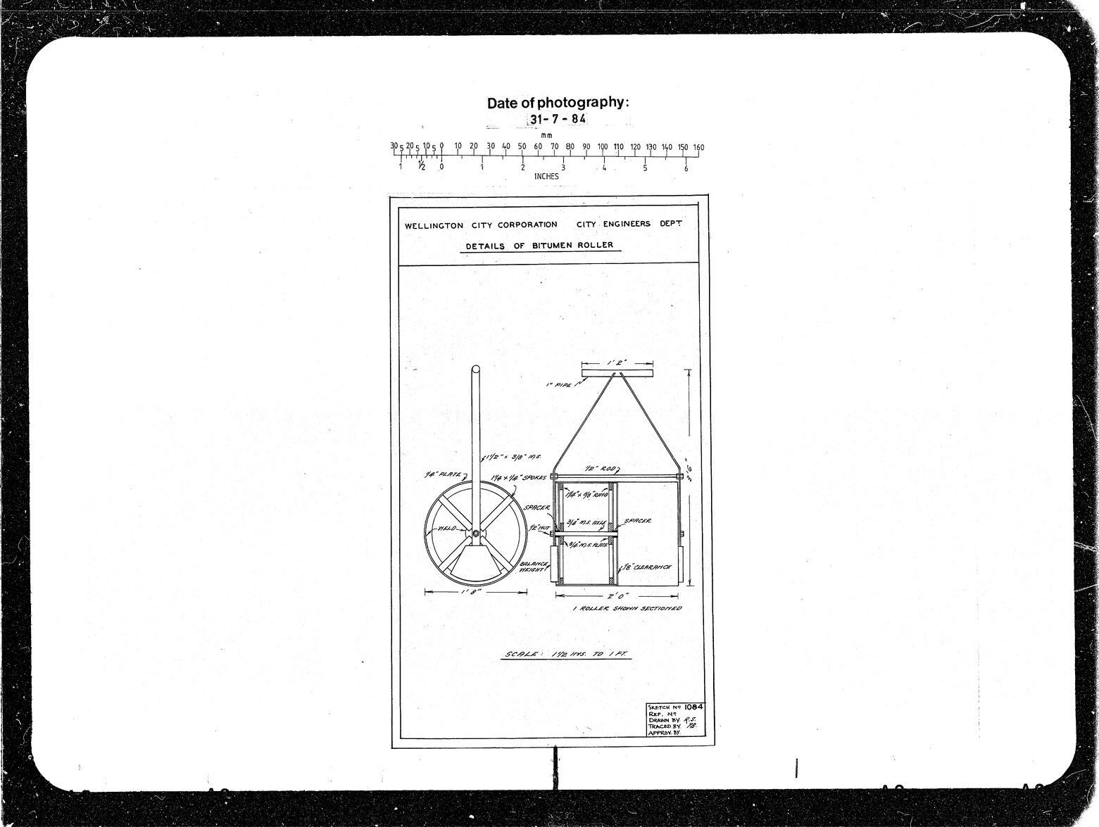 Details of Bitumen Roller, superseded see 1089