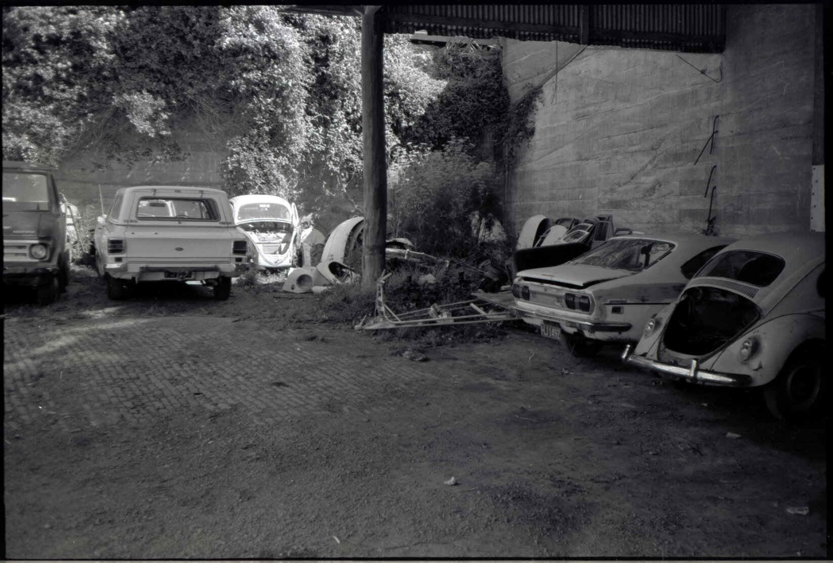 Derelict vehicles and parked cars
