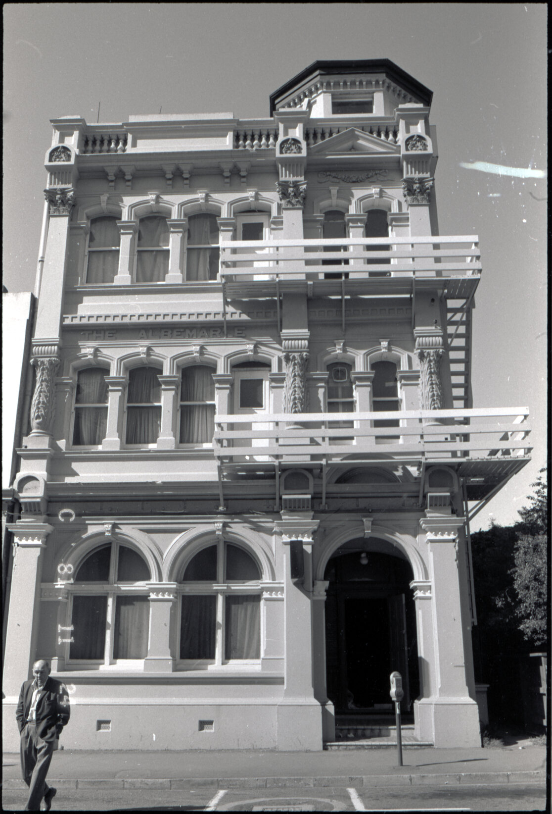 59 Ghuznee Street, Bath House, Private Hotel