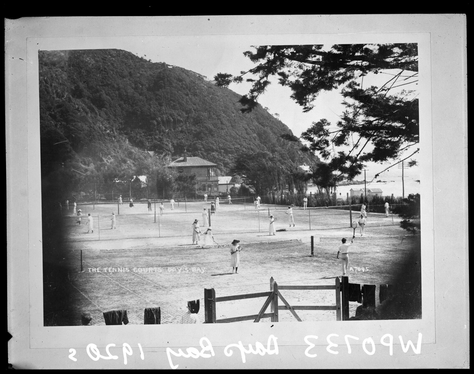 Tennis Courts at Days Bay .
