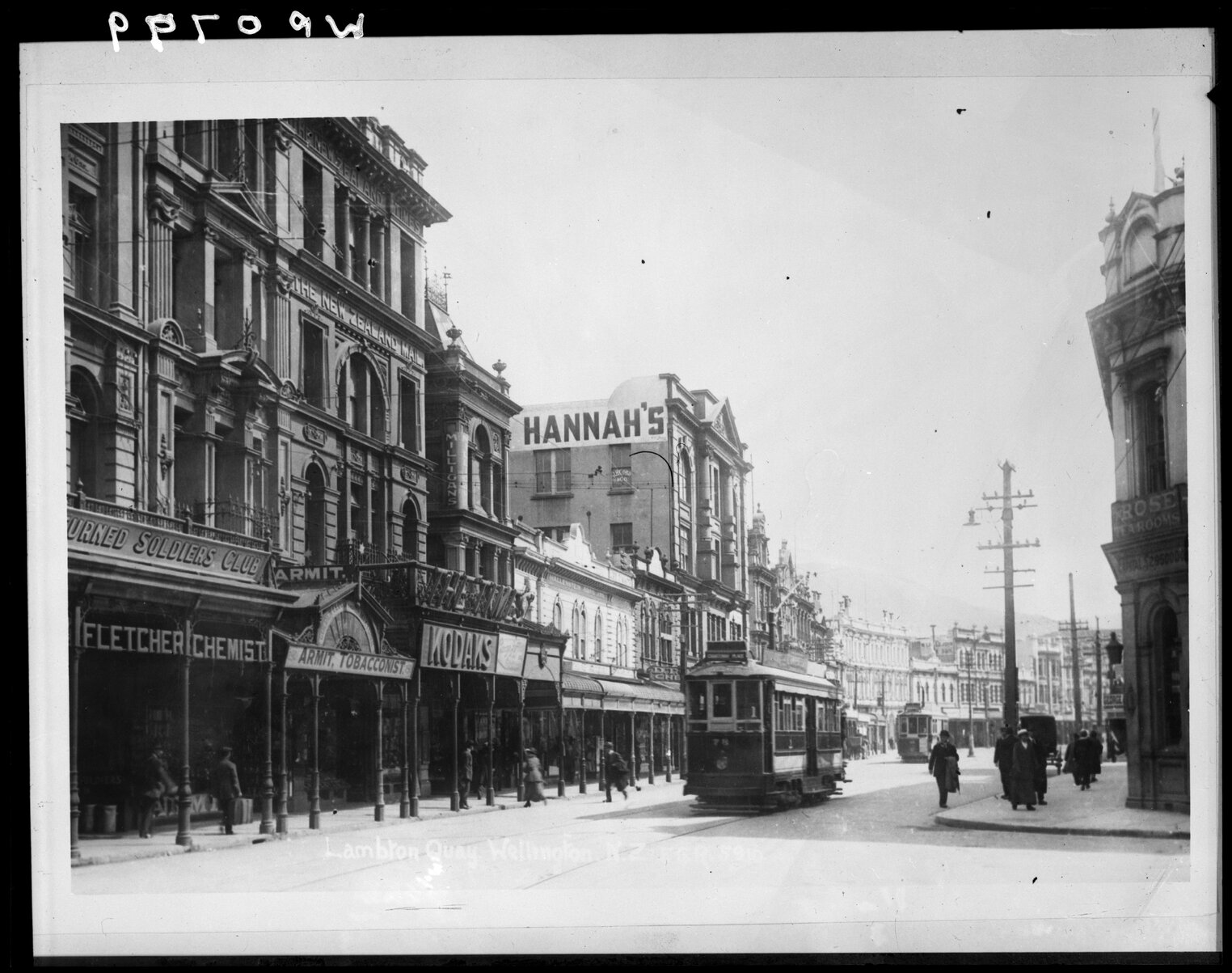 Tramcar, Lambton Quay. 5910