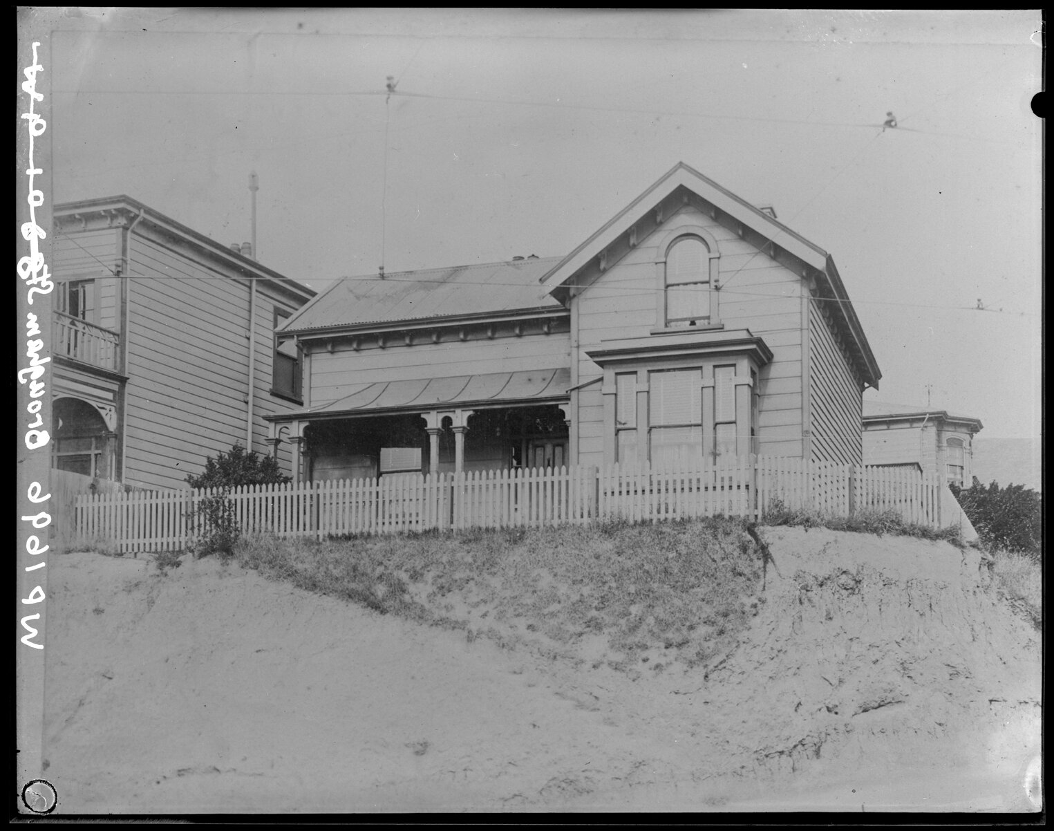 Corner Adelaide Road and Hugh Street