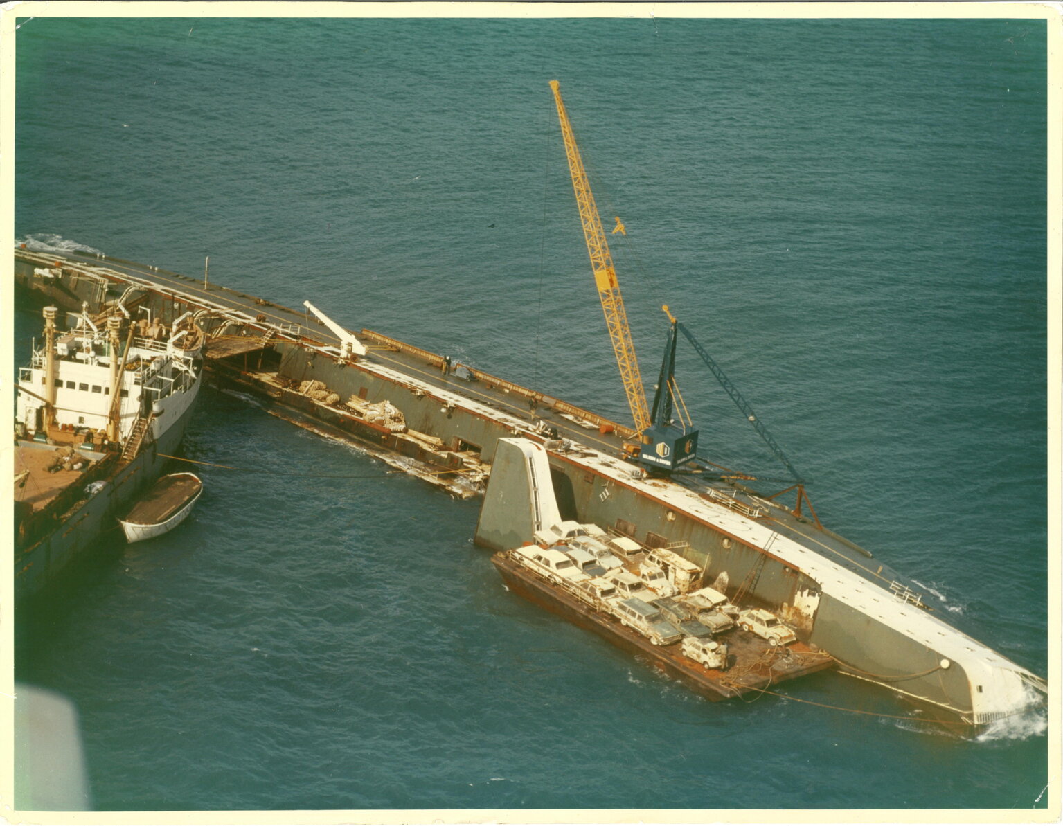 Vehicles being salvaged from the Wahine