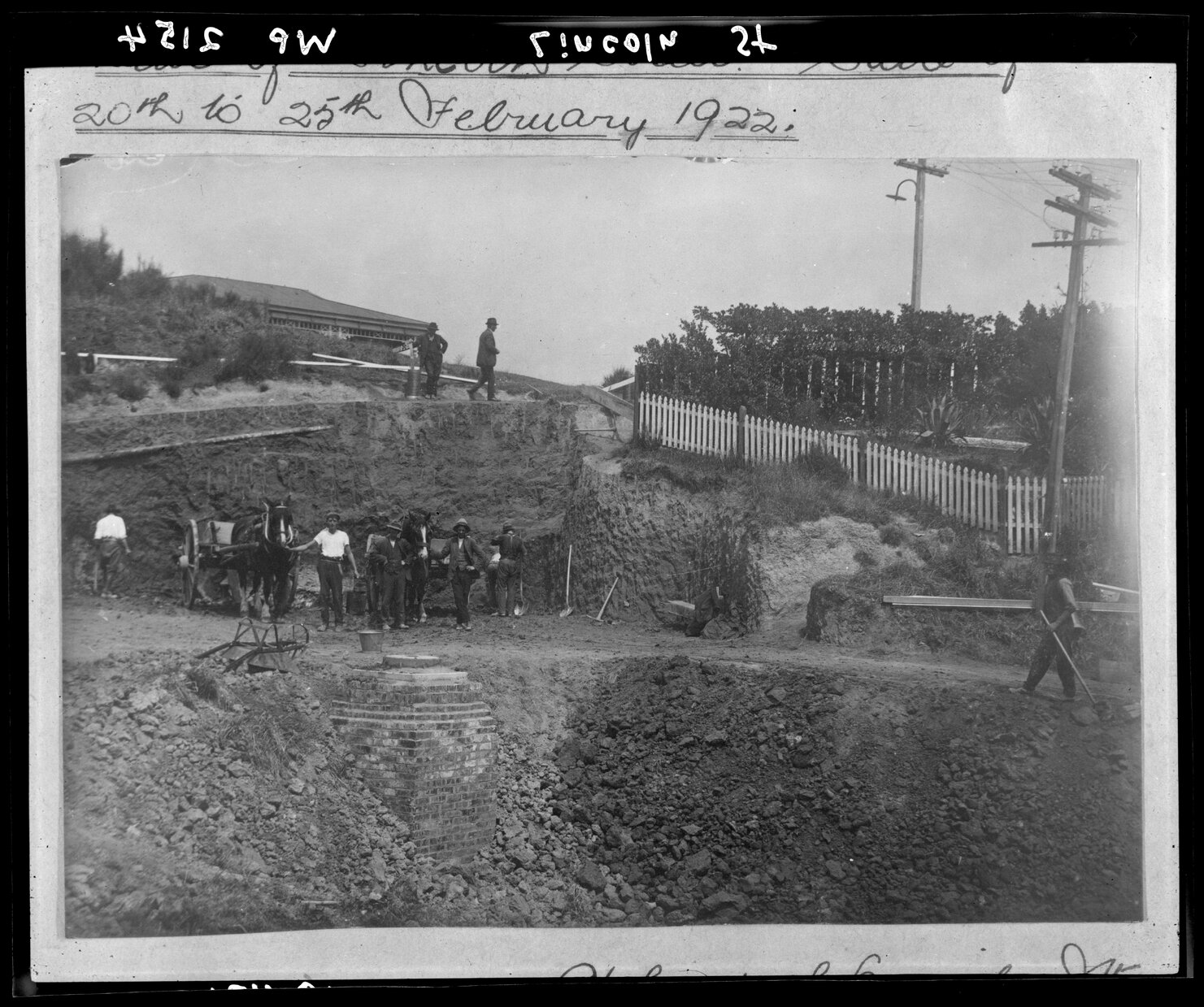 At head of Lincoln Street