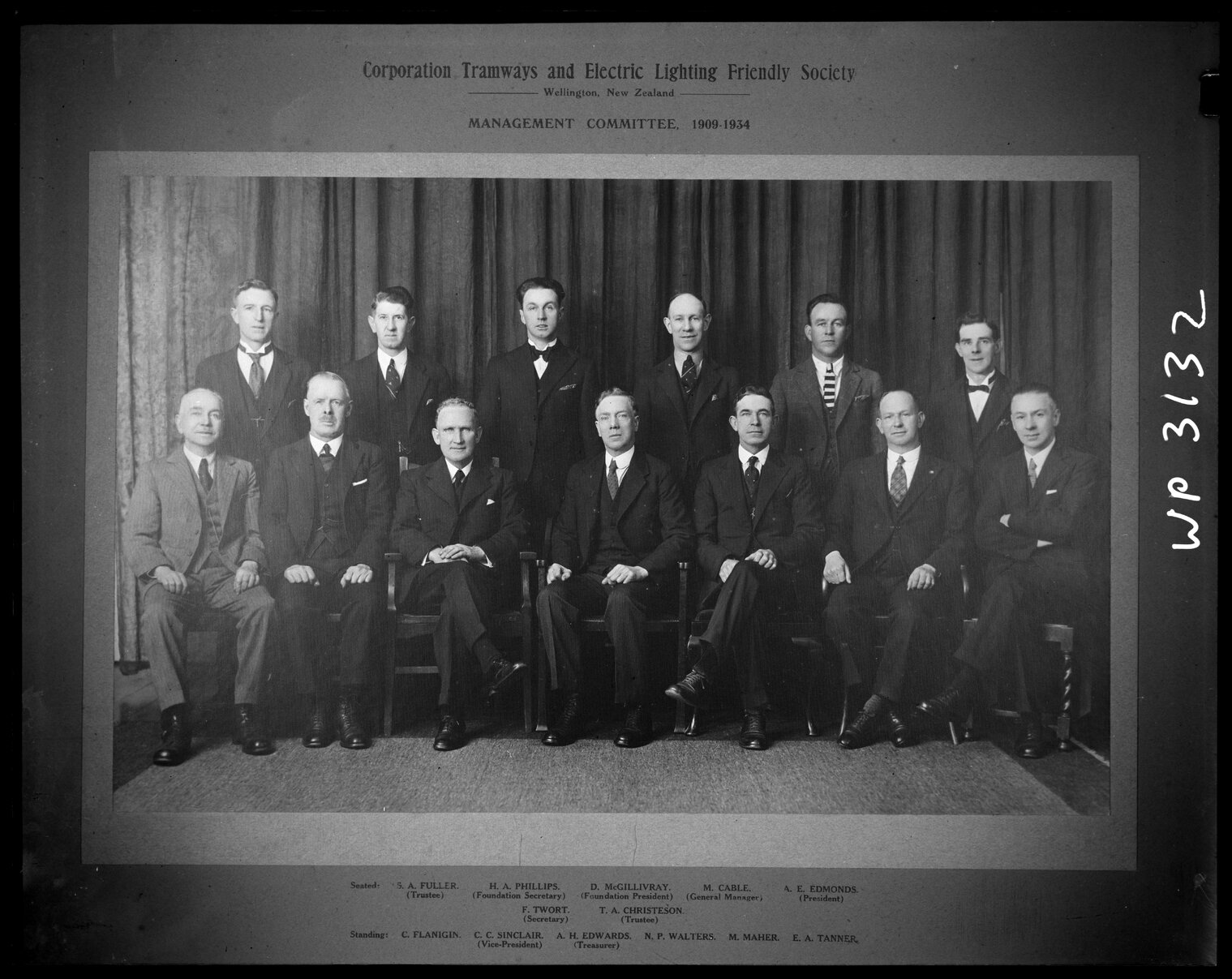 Corporation Tramways and Electric Lighting Friendly Society, group photograph