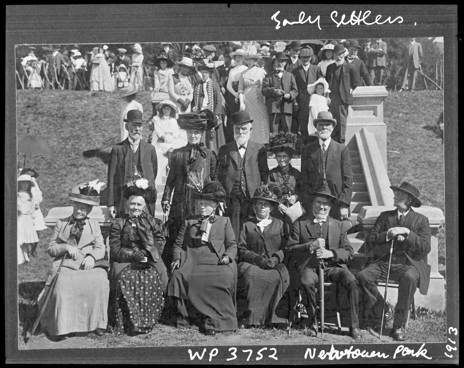 Early Settlers gathering, Newtown Park