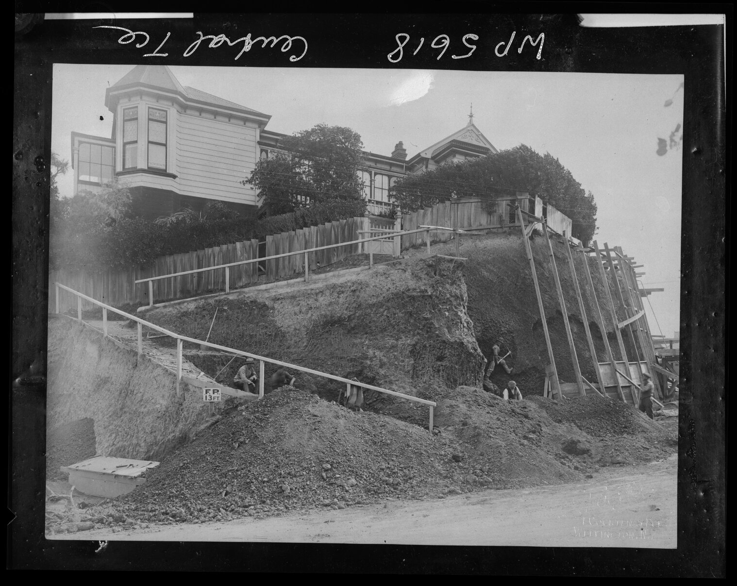 Building Retaining Wall, Central Terrace, Kelburn