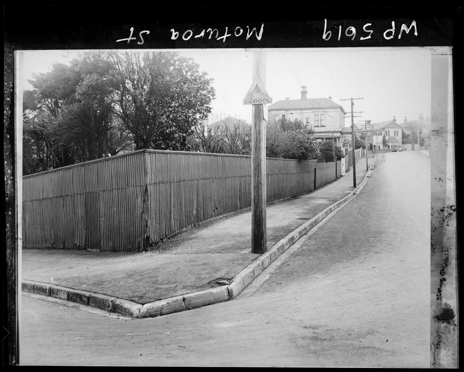School Sign, corner of Pipitea Street and Moturua Street