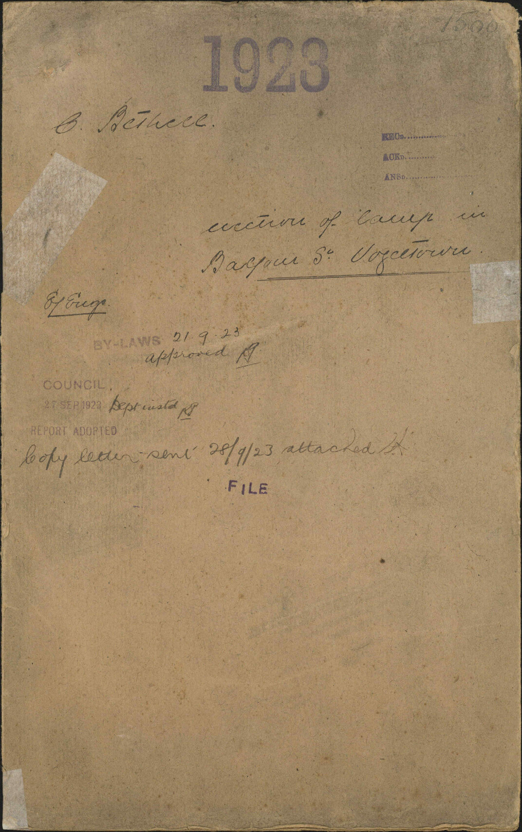 Erection of lamp in Balfour Street, Vogeltown - C Bethell