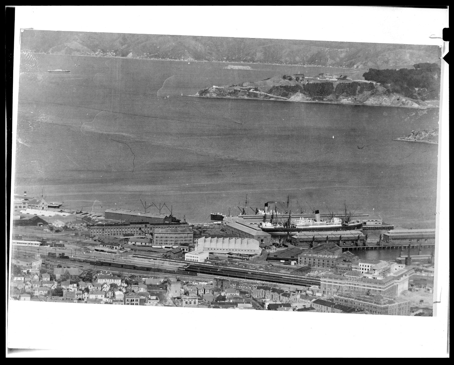Elevated view of Thorndon foreshore and Railway Station