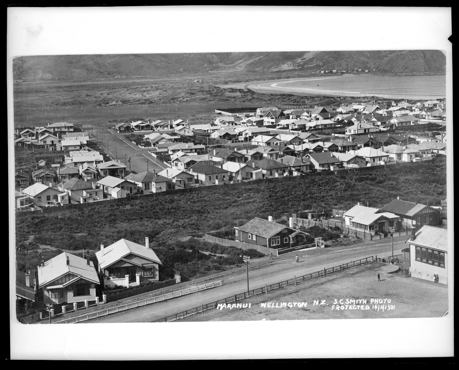 Panoramic photograph of Lyall Bay , from Resolution Street to Queens Drive