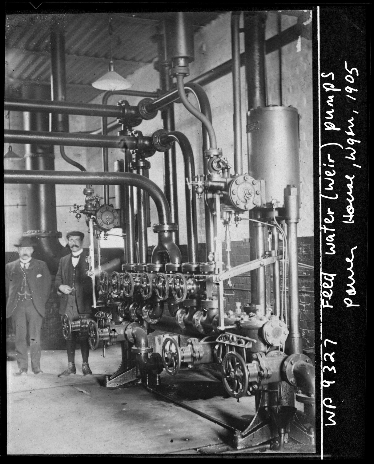 Feed water (weir) Pumps