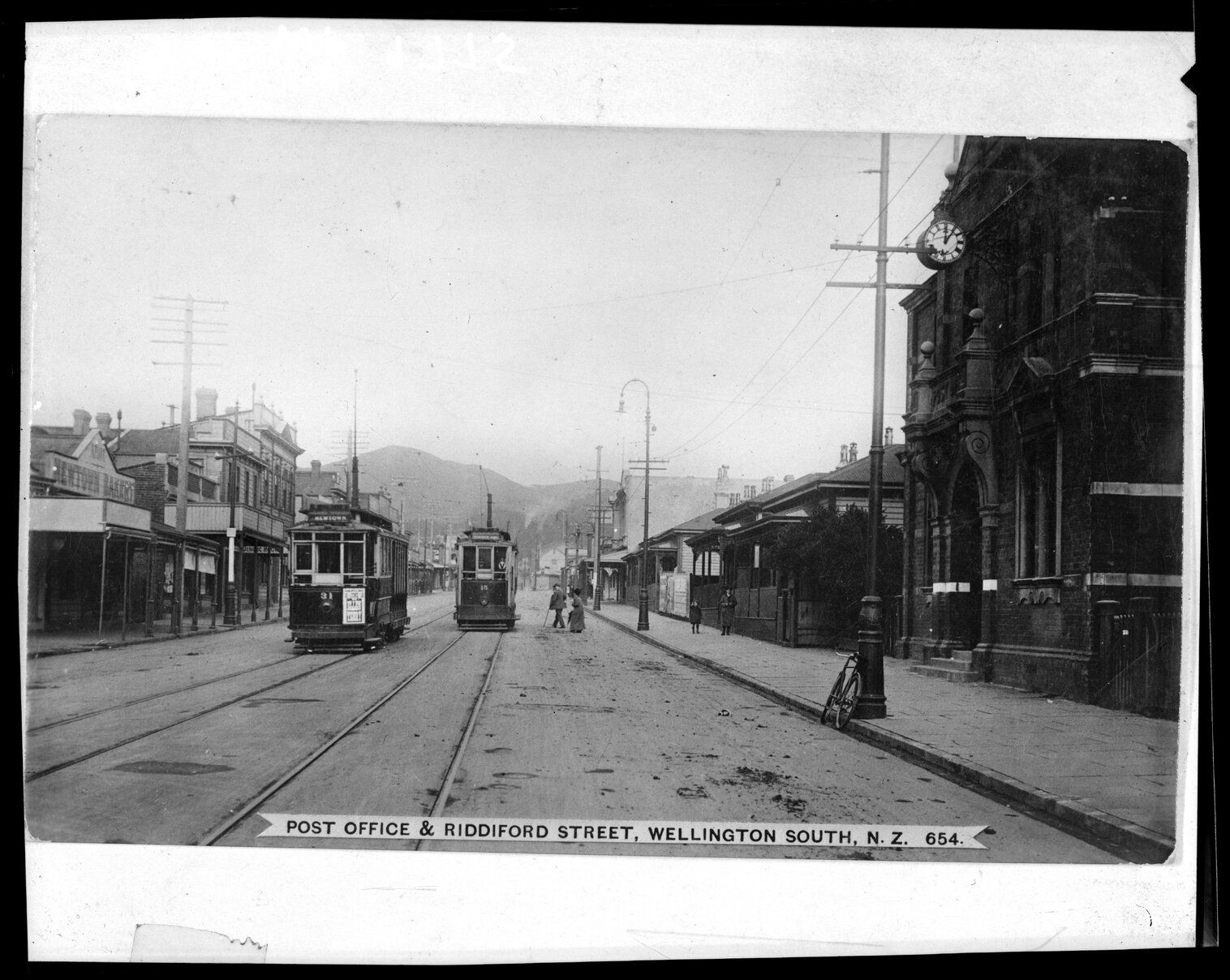 Tramcar bound for Newtown, ' Post Office and Riddiford Street, Wellington South '