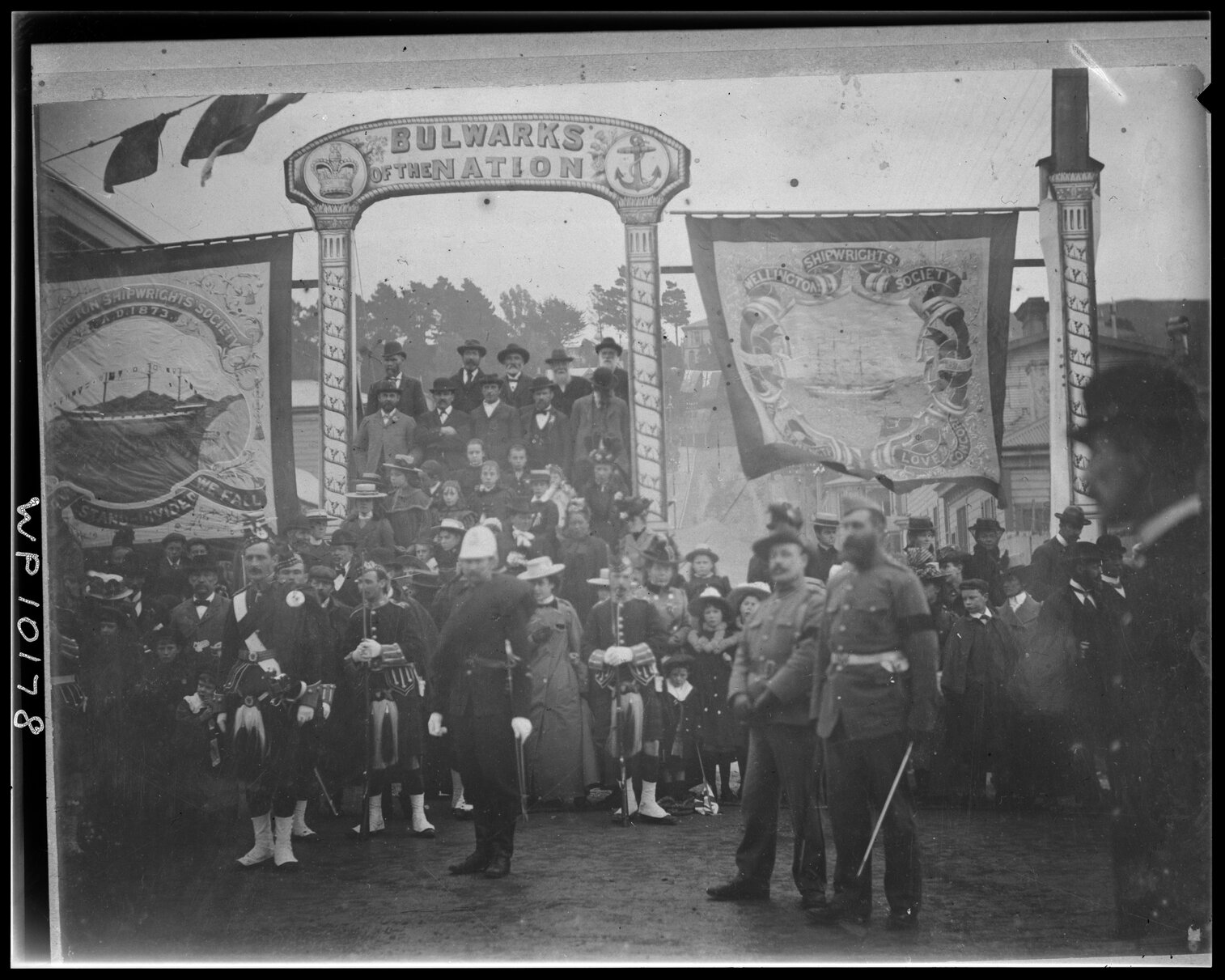 Wellington Shipwrights Society, group photograph