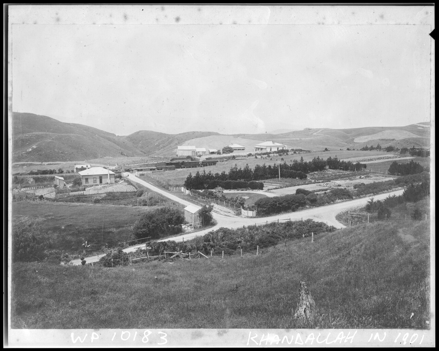 Station Road and Burma Road, Khandallah