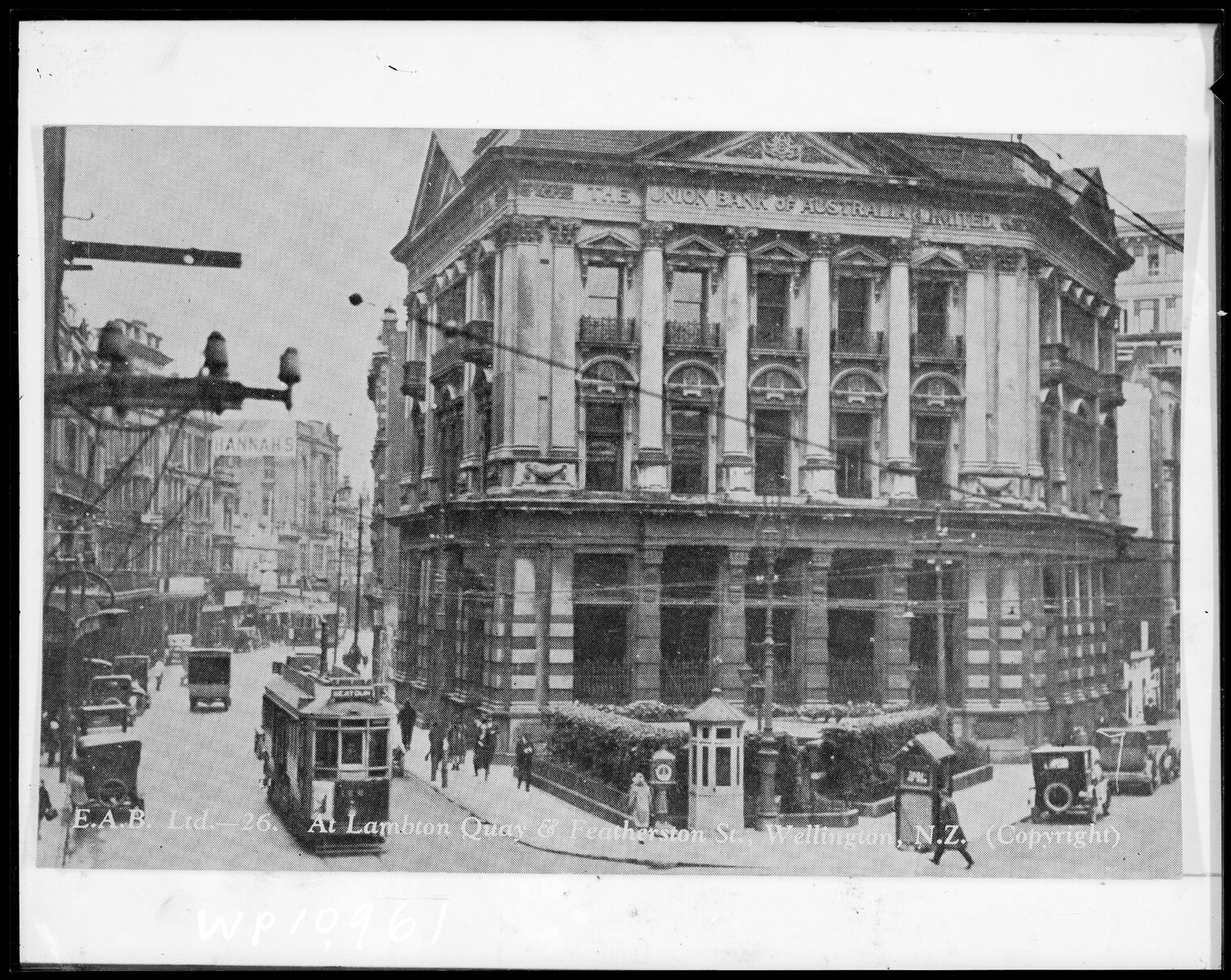 Union Bank of Australia, corner of Lambton Quay and Featherston Street