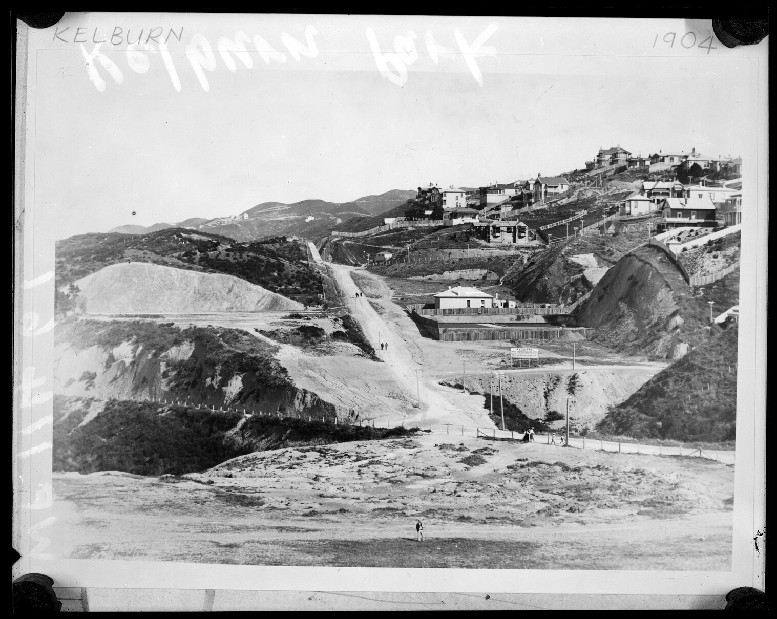 Creating Kelburn Park, looking towards Salamanca Road and Kelburn Parade