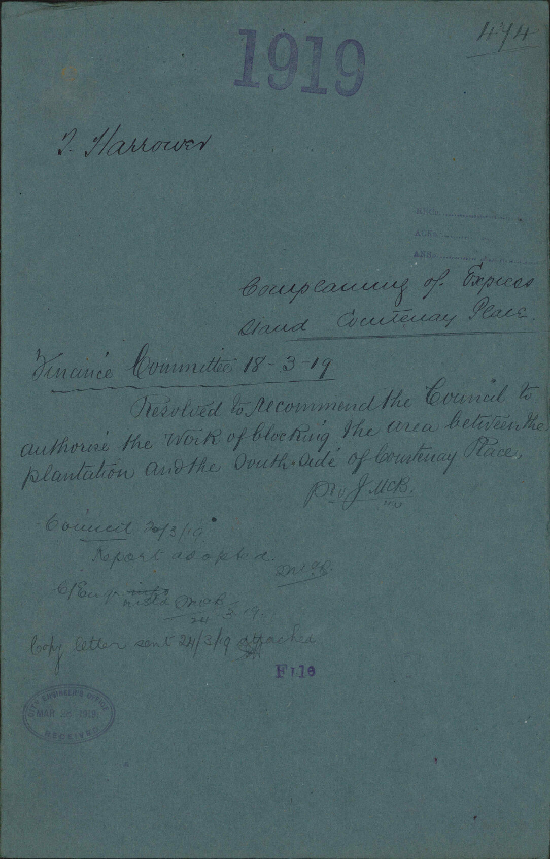 Complaining of express stand, Courtenay Place - T Harrower
