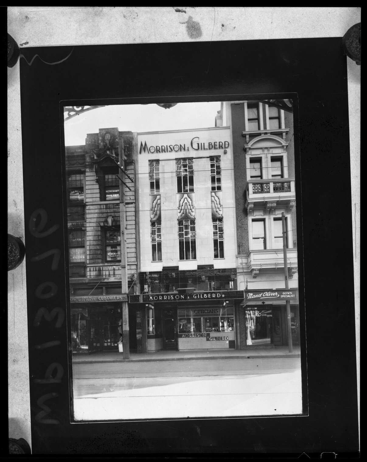 48 Willis Street, Morrison &amp; Gilberd, Opticians