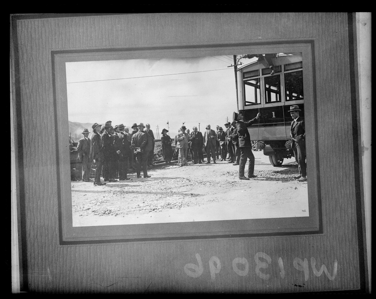 Trackless tram, Kaiwharawhara