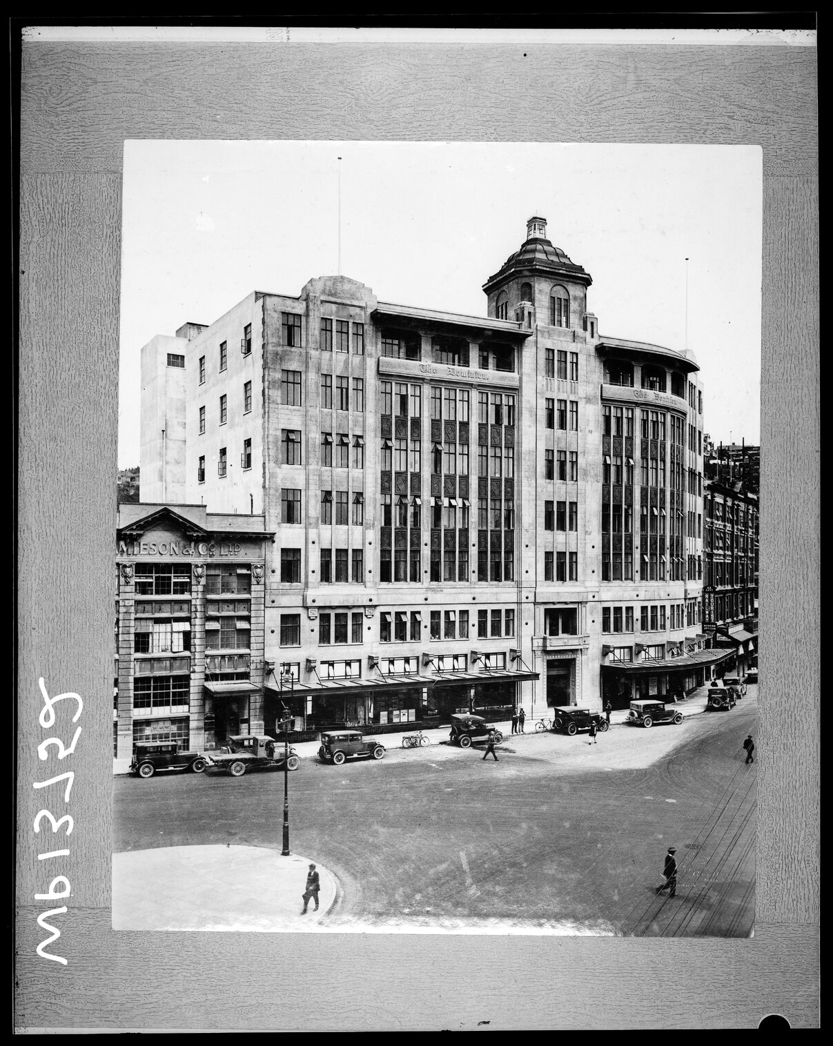 The Dominion Building , corner of Mercer Street and Victoria Street