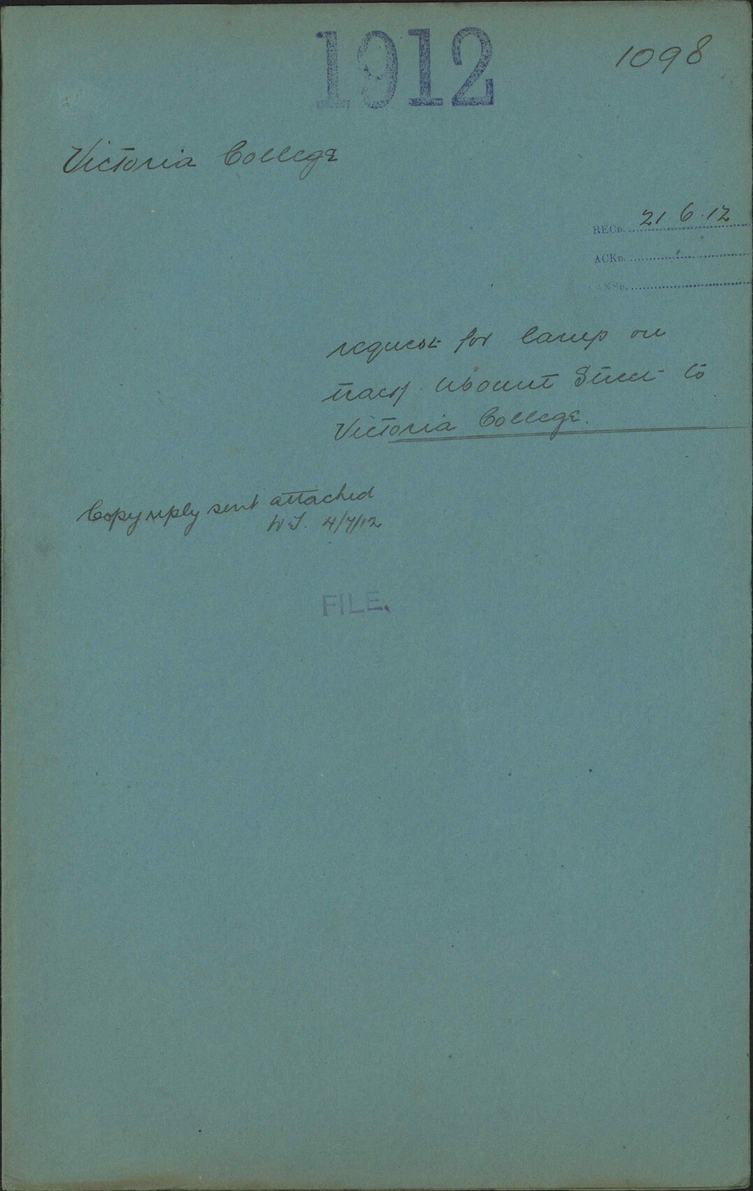 Request for lamp on track, Mount Street to Victoria College - Victoria College