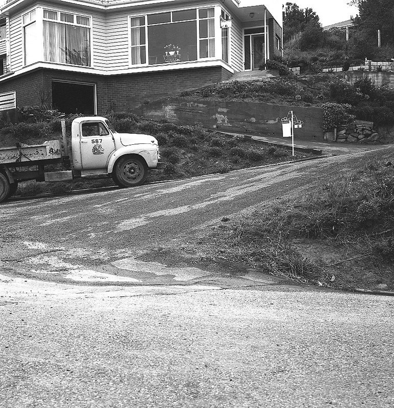 j. Seatoun Heights Road