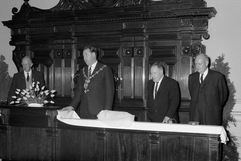 o. Reception, Victoria University