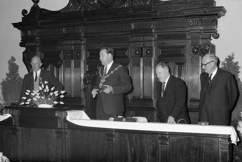 q. Reception, Victoria University