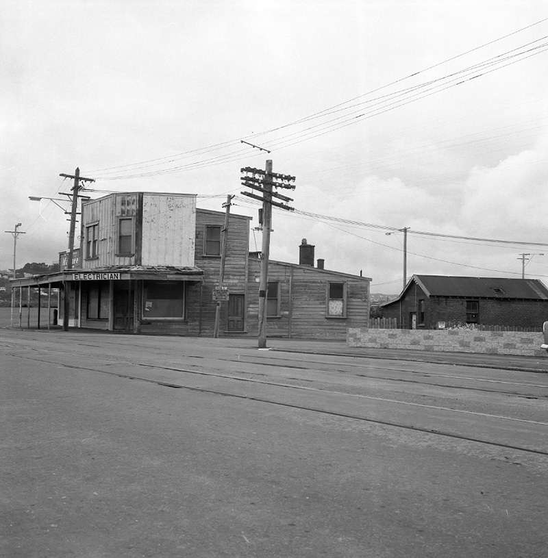 f. Cnr Calabar Road - Broadway