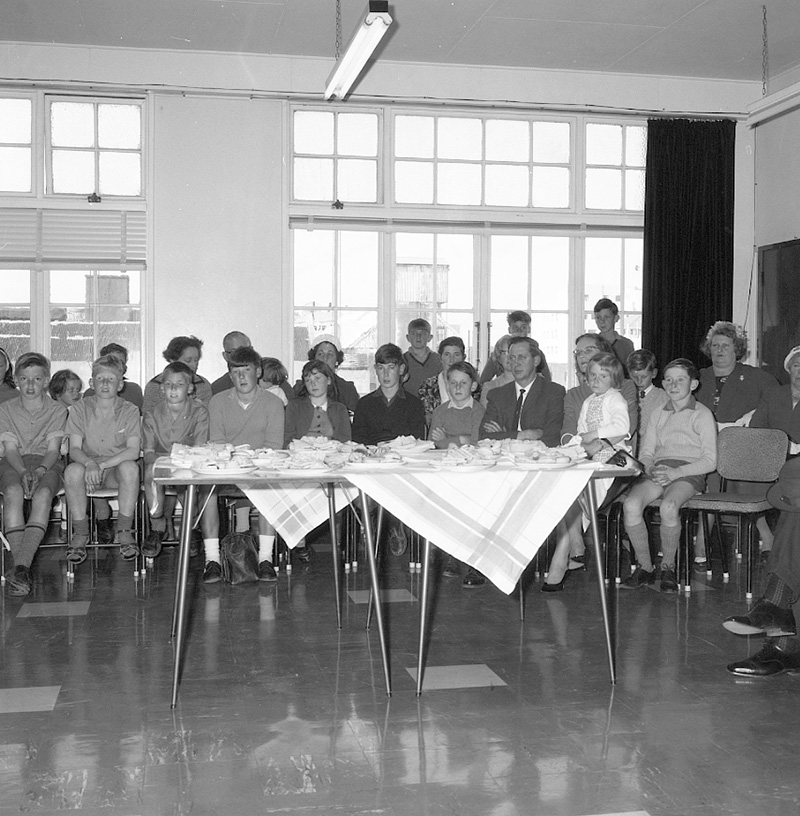 e. Presentation, Traffic House