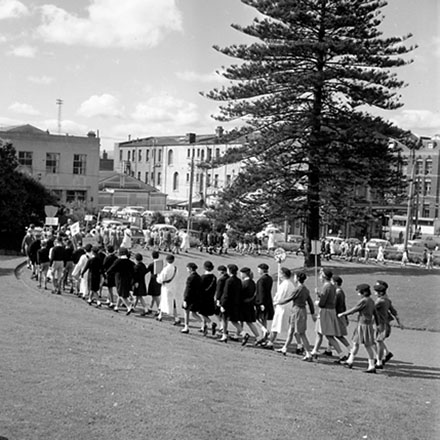 t. Traffic Safety Week, 17-24 March