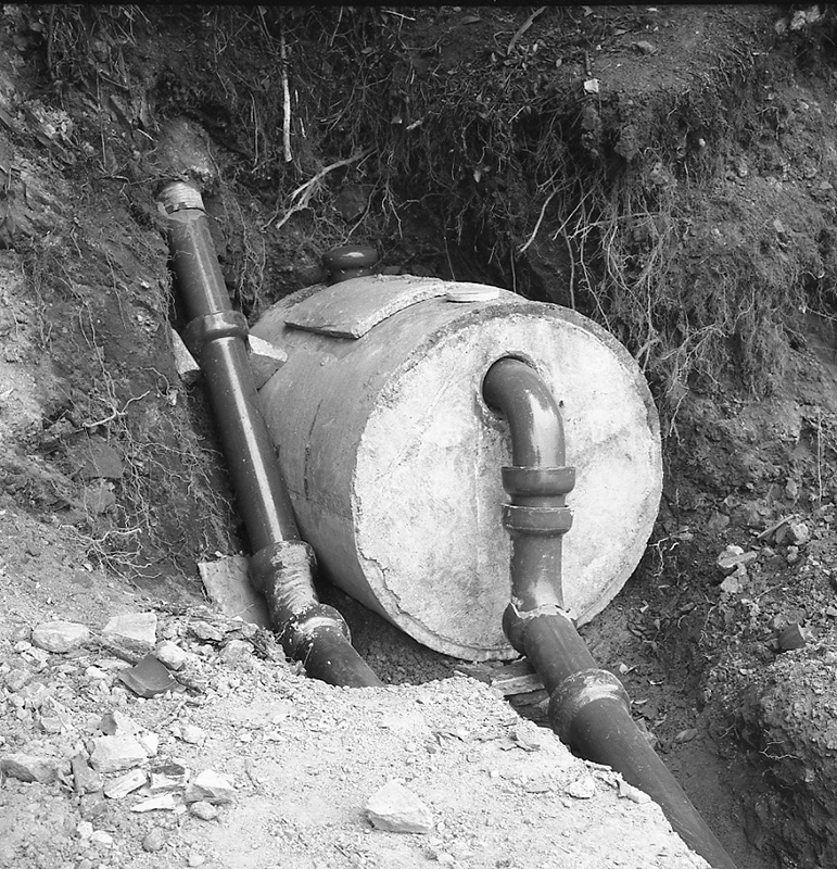 a. Septic tank, Maldive St