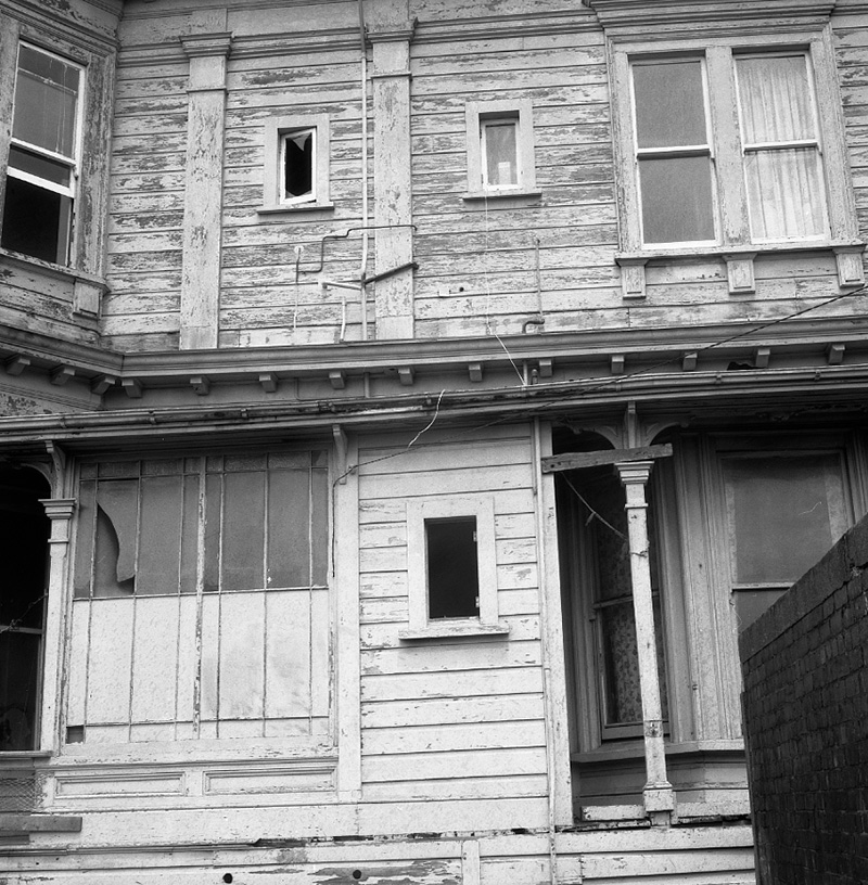 d. No 8 Moturoa Street