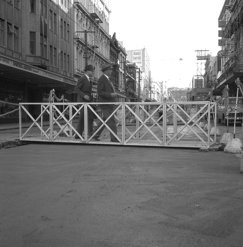 b. Bridge, Cuba St