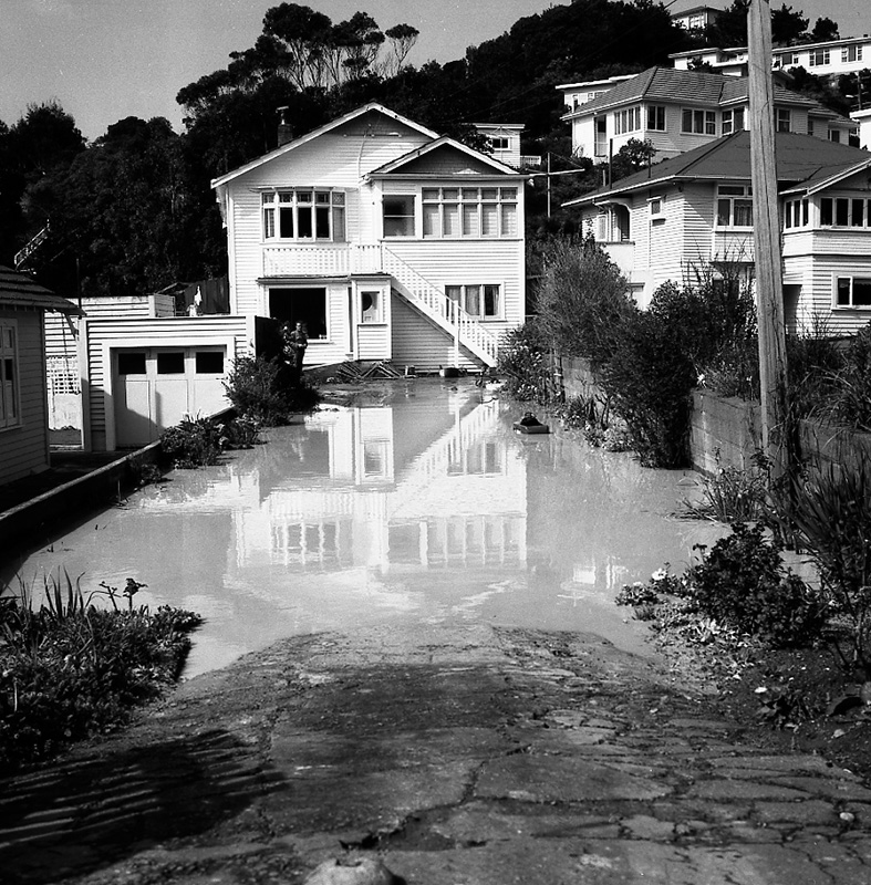 c. Severn St. Kellsmere Avenue