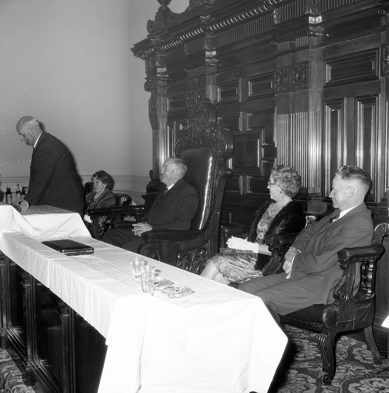 e. Presentation, Municipal Association