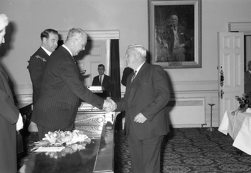 ak. Presentation of Medals to Councillors, His Excellency Sir Bernard Fergusson. Council Chambers