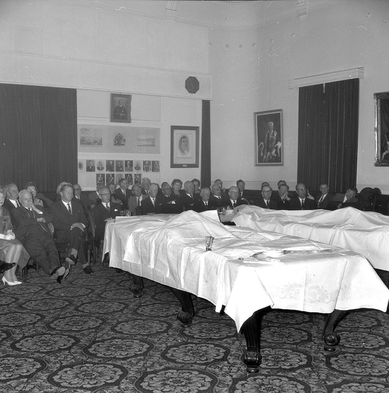 f. Presentation, Municipal Association