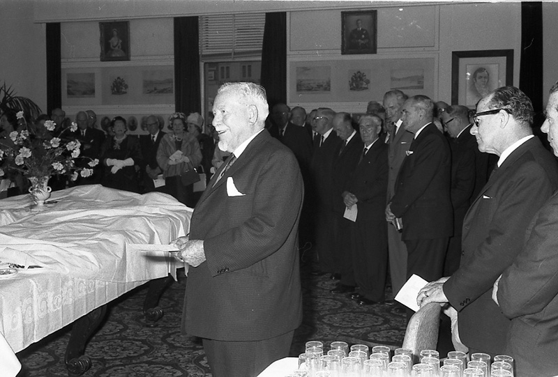 av. Presentation of Medals to Councillors, His Excellency Sir Bernard Fergusson. Council Chambers