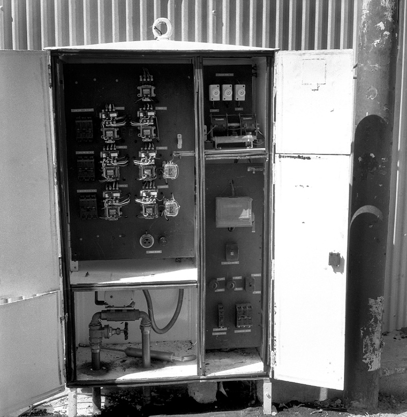 j. Bus washing machine