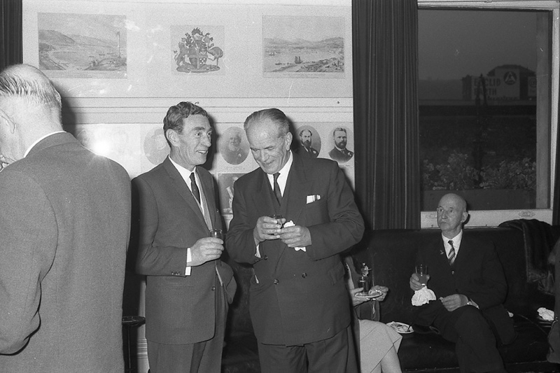 f. Presentation of Medals to Councillors, His Excellency Sir Bernard Fergusson. Council Chambers