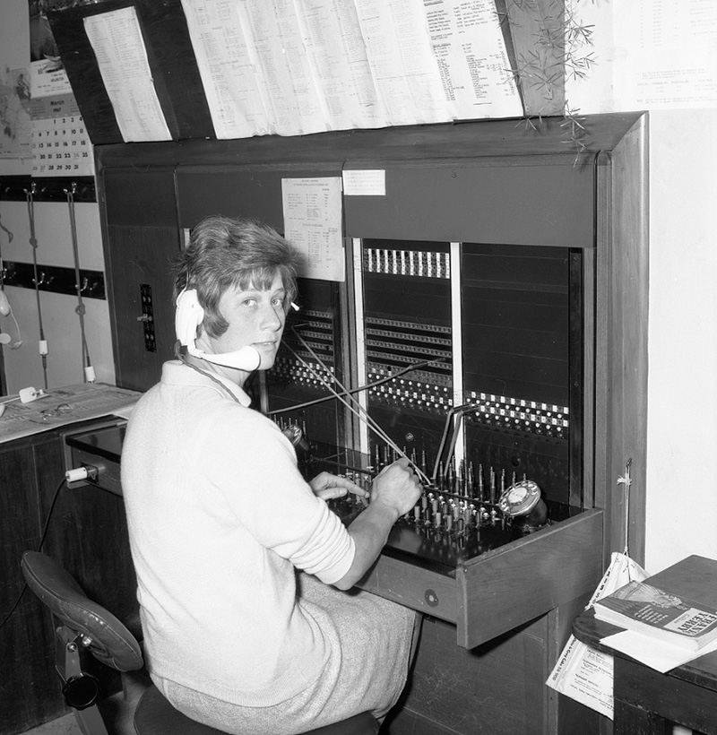 b. Mrs Sheila Freeman, Telephone Operator